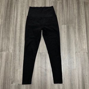 Beyond Yoga Charcoal Gray Leggings